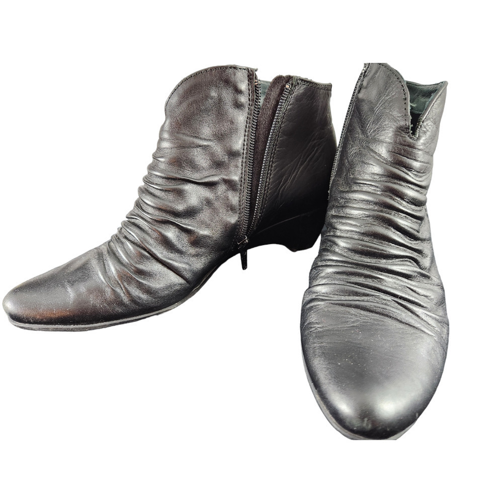Pikolinos black leather womens ankle boots size 40